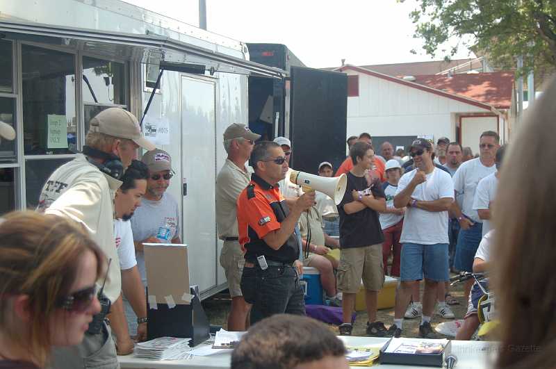 DuQuoin 2006 014.JPG - An AMA official giving instruction.  Can't remember his name, but he is an ex-pro dirt track rider.